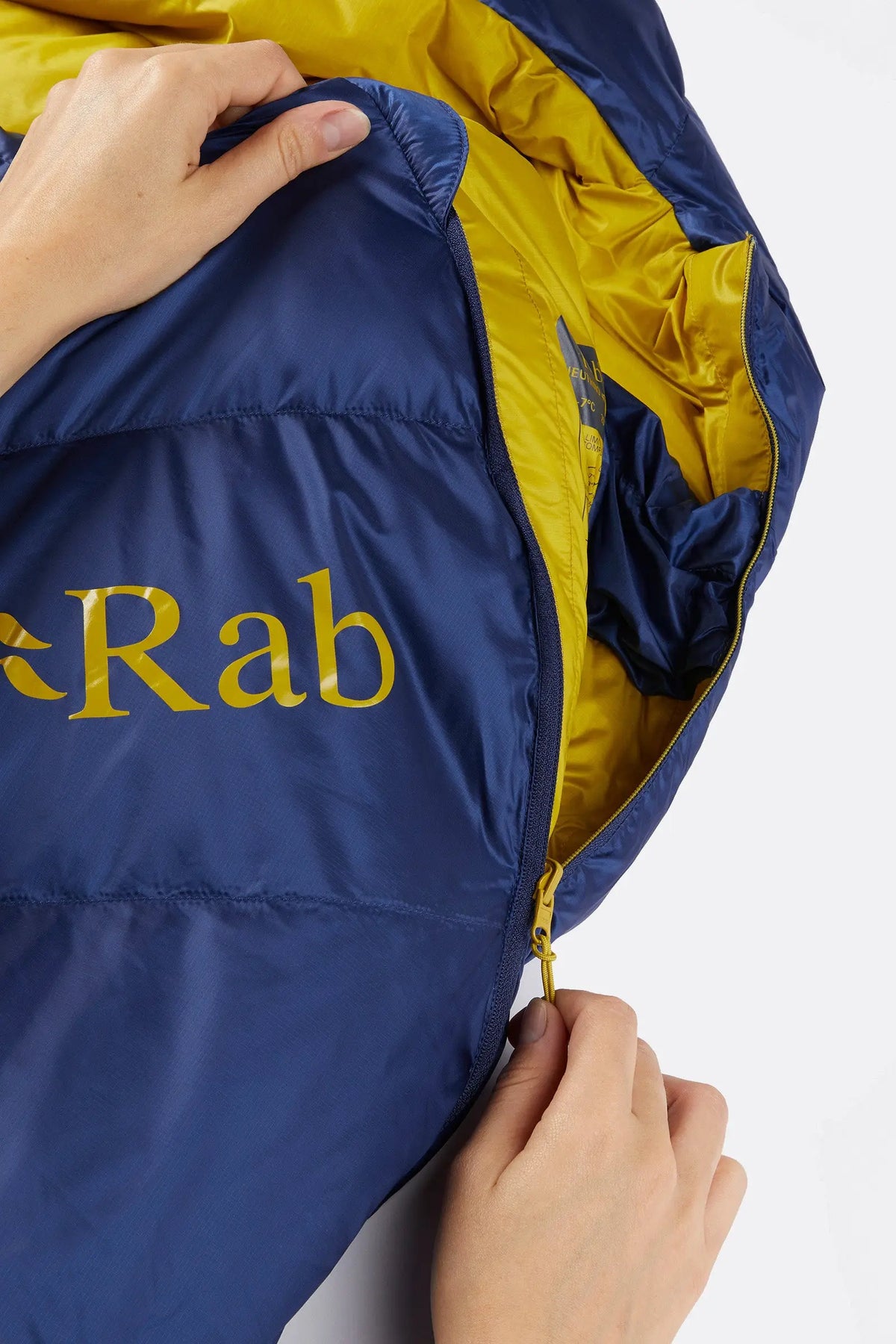 Rab Women&#39;s Neutrino 400 Down Sleeping Bag (-7)